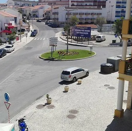 Apartamento Santa Cruz Silveira (Lisbon)